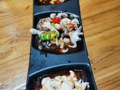 -东来菜馆•手抓海鲜家常菜•海鲜锅贴(鸽子窝店)