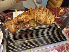 现穿羊肉串-呼伦贝尔烤羊·蒙古烤羊排(骏景店)