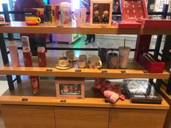 零售区-星巴克(北京王府井店)