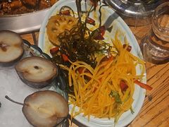 -山里屯铁锅炖·东北菜(康桥店)