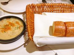 餐前面包佐酱-西堤厚牛排(王府井店)