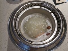 -龍歌自助小火锅(市南金茂湾店)