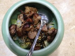 鹅肝牛油果拌饭-东京屋(武定路店)