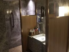 -颐尚温泉(东鼎购物中心店)