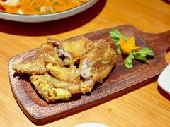 黄金脆皮猪手-莲餐厅·湖北菜·藕汤是头牌(愚园路店)