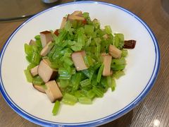 -穿越时尚餐厅(英武中路店)