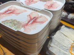 -老牌坊云南鱼豆花火锅(爱建店)