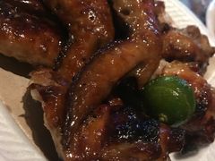 -东海岸人工湖美食村