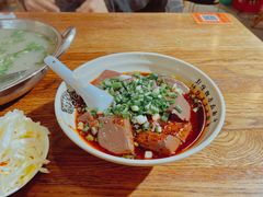 -杨三孃跷脚牛肉(美洲花园店)