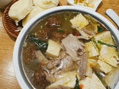 -金莹丸子汤清真(朝外SOHO店)