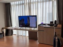 -深圳国际会展中心希尔顿酒店(前海华发冰雪世界店)