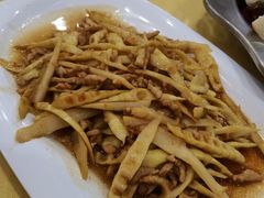 清炒笋丝-乡土特色.冷锅鱼.牦牛肉汤锅