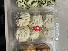 -白玉兰食品甜凤店(合生汇店)