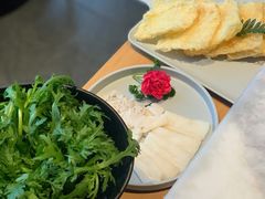竹荪一家亲例-煲宫猪肚鸡(晶品店)