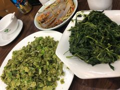 -壹阁胡羊焖饼(特色小吃街店)