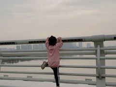 -南京眼步行桥