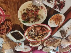 -冶建镜子·老南昌大排档·江西虾王(总店)