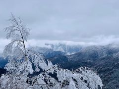-硗碛藏寨·神木垒景区