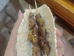 -哈尔滨小酒馆·鲜肉现穿自助烧烤(康新花园店)