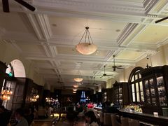 -LONG BAR 廊吧(外滩华尔道夫酒店)