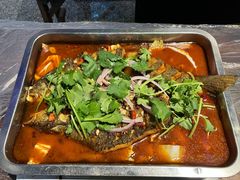 -老街烧烤大排档·地道湖北菜·龙虾馆(汉口火车站店)