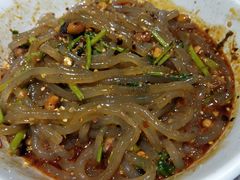 -万记麻辣烫国展总店