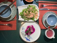 -忘忧草融合私房菜(红鼎国际店)