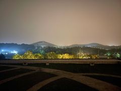 -上海佘山世茂艾美酒店
