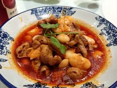 -渝信川菜 · 川味家常菜(财富购物中心店)