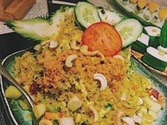 泰式菠萝海鲜焗饭-暹罗湾东南亚餐厅