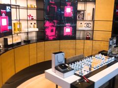 -Chanel(德基广场店)
