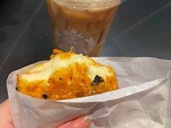 星巴克罗勒橘光风情冰震浓缩-星巴克(上海虹桥新天地二店)