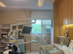 -上海仁爱医院口腔科 · 种植