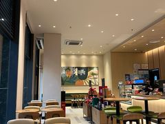 用餐区-星巴克(古美路店)