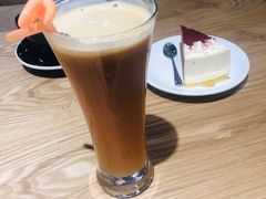 -藏猫猫咖啡主题馆(中央大道店)