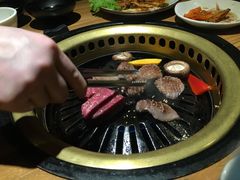 -炼火烤肉店