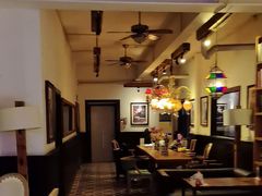 -拖板鞋咖啡旅行酒店(春熙路地铁站店)