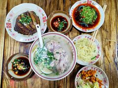 -老方桌烂蹄花川菜馆(九龙坡店)