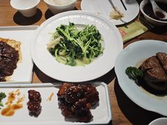 -金枝玉叶上海人家食府(三里河店)