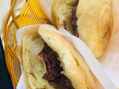 -闫家驴肉老店(华电一校店)