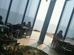 -Cafe Aewol Monsant