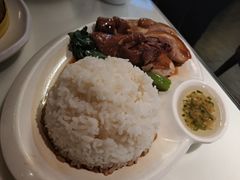 -新大咀港式茶餐厅(宝山万达店)
