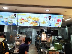 -麦当劳(杭州西湖银泰百货店)