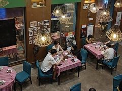 -香巴拉云南餐厅(华莱坞店)