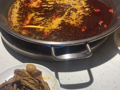 -蛙鱼道美蛙鱼自助火锅(新耍都店)