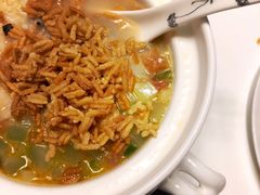 龙虾汤泡饭-海口万豪中餐厅·粤菜·海南菜· 平价海鲜·茶点· KTV包房