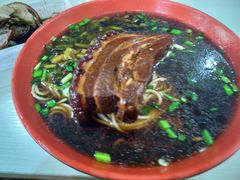 -小龙大肉面馆
