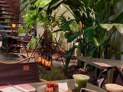 -J Create城市露营咖啡·简餐·宠物(上海动物园店)