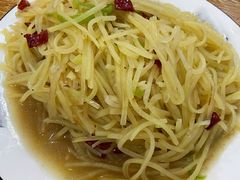 酸辣土豆丝-胜泽眼镜烧烤(云霄路直营店)