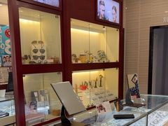 -吴良材眼镜(北中路店)